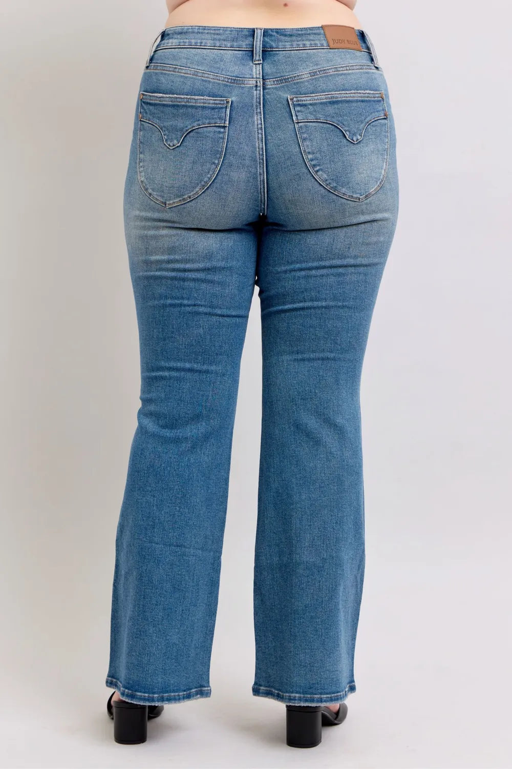 Judy Blue MR Tummy Control Vintage Wash Jeans - Brittney MADE