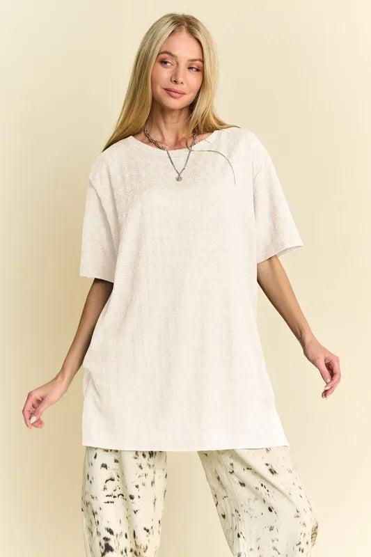 Davi & Dani Short Sleeve Side Slit T-Shirt with Pockets - Brittney MADE