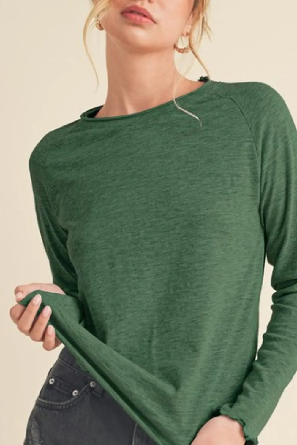 Aemi + Co Lettuce Hemline Round Neck Raglan Sleeve T-Shirt - Brittney MADE