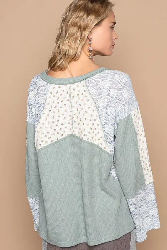 POL Lace Floral Round Neck Knit Top - Brittney MADE