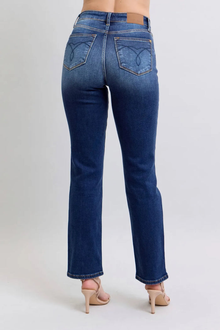 Judy Blue Full Size Washed Straight Leg Jeans with Pockets - Brittney MADE