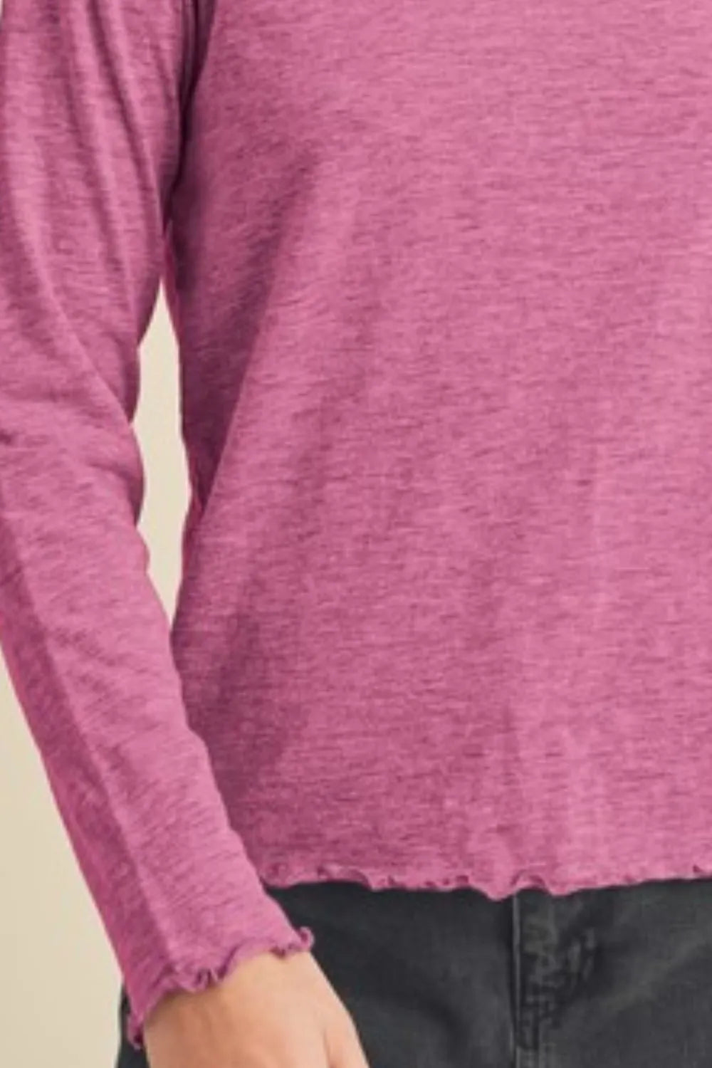 Aemi + Co Lettuce Hemline Round Neck Raglan Sleeve T-Shirt - Brittney MADE