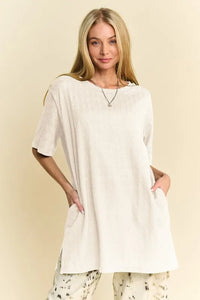 Davi & Dani Short Sleeve Side Slit T-Shirt with Pockets - Brittney MADE