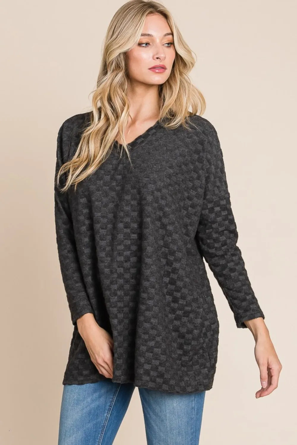 BOMBOM Checkered Long Sleeve V-Neck T-Shirt - Brittney MADE