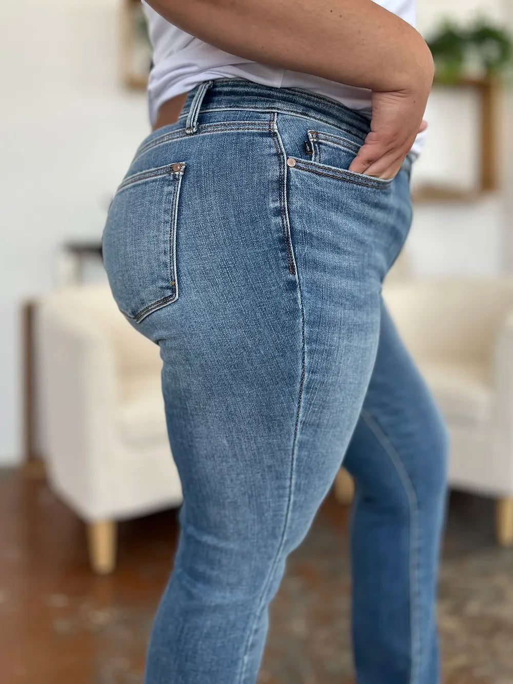 Judy Blue Full Size Mid-Rise Waist Straight Jeans - Brittney MADE