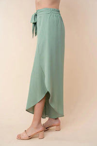 White Birch High Waisted Woven Pants - Brittney MADE