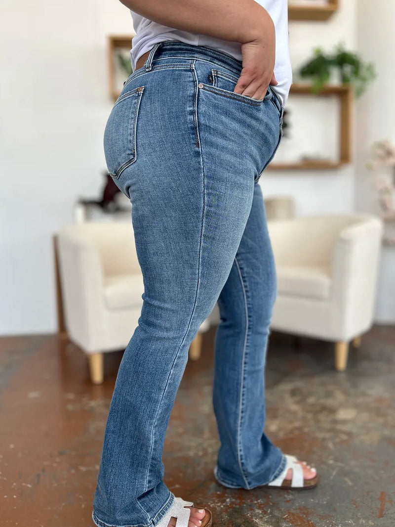 Judy Blue Full Size Mid-Rise Waist Straight Jeans - Brittney MADE