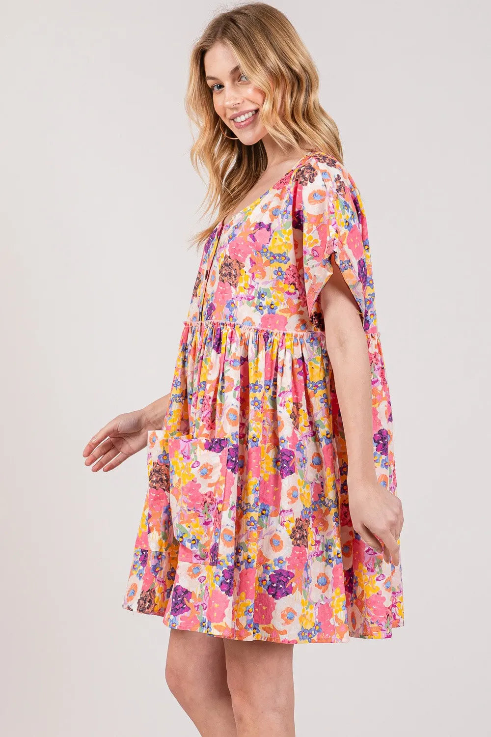 SAGE + FIG Floral Short Sleeve Babydoll Dress with Pockets - Brittney MADE