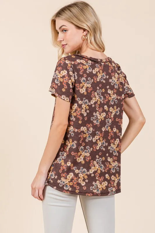 BOMBOM Lightweight Floral Round Neck Short Sleeve T-Shirt - Brittney MADE