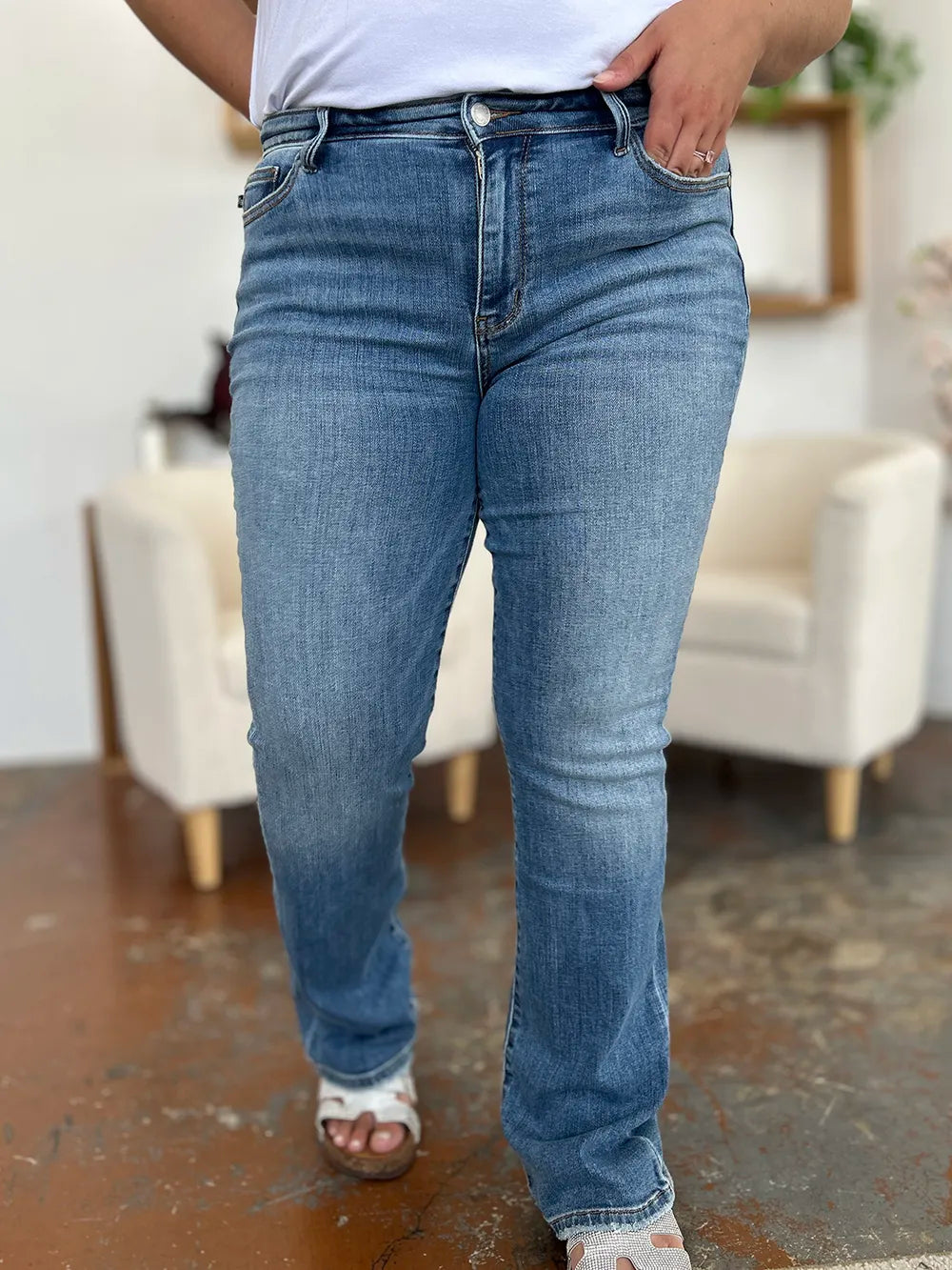 Judy Blue Full Size Mid-Rise Waist Straight Jeans - Brittney MADE