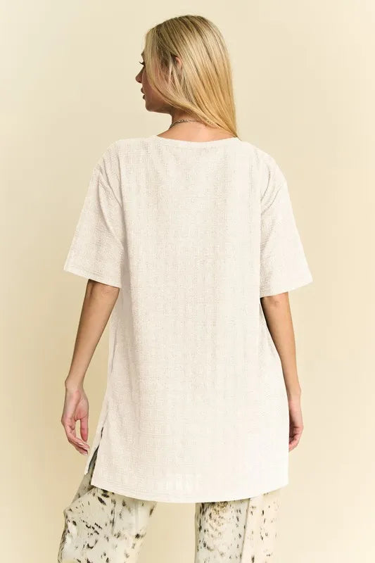 Davi & Dani Short Sleeve Side Slit T-Shirt with Pockets - Brittney MADE