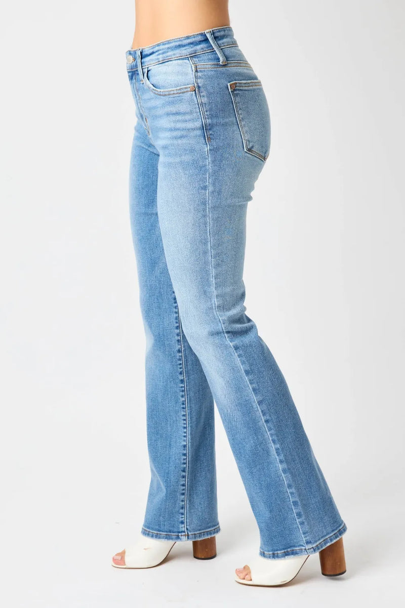 Judy Blue Full Size Mid-Rise Waist Straight Jeans - Brittney MADE