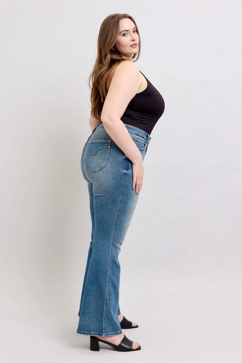 Judy Blue MR Tummy Control Vintage Wash Jeans - Brittney MADE